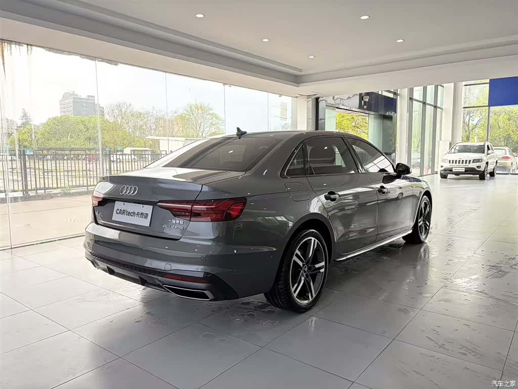 Audi A4L, 2022 4