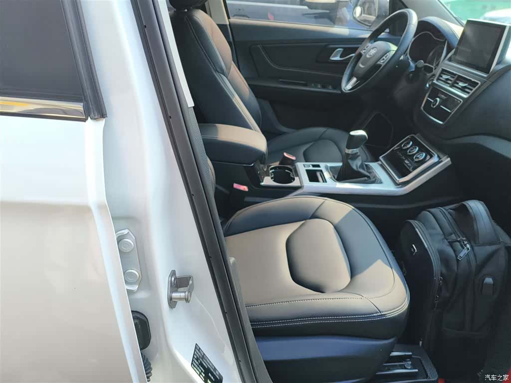 Bestune X40, 2019 25