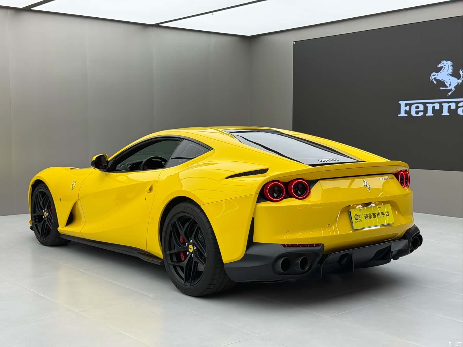 Ferrari 812, 2018 6