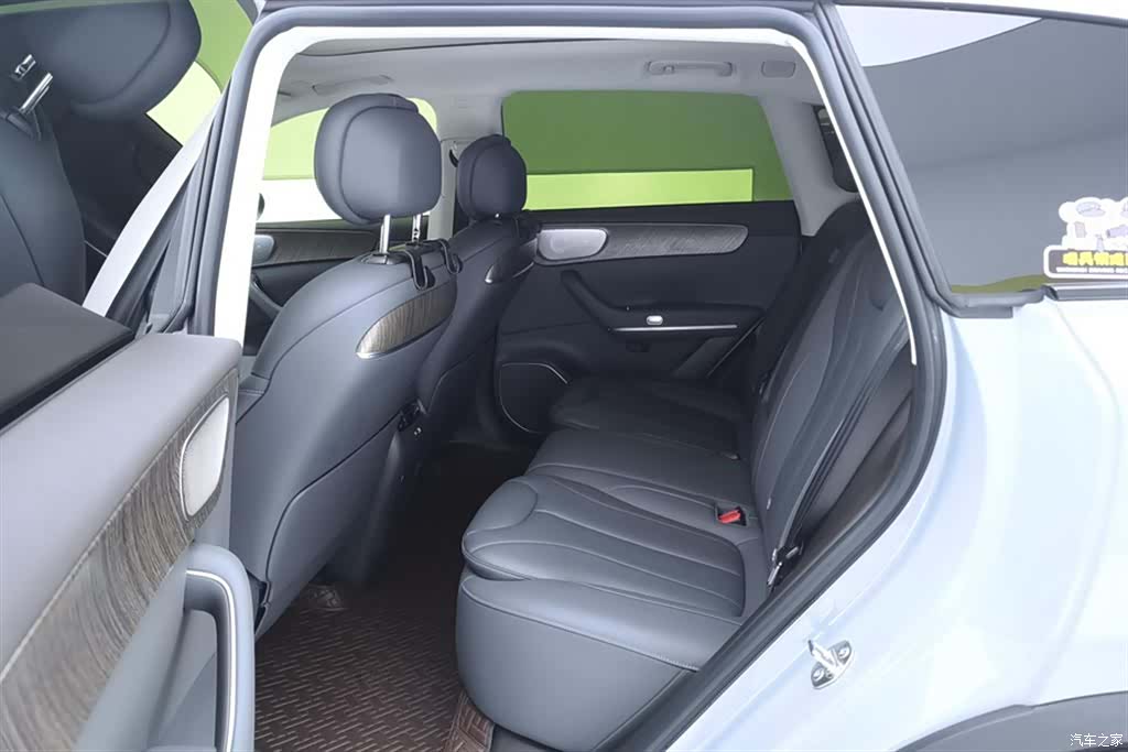 Leapmotor C11, 2026 11
