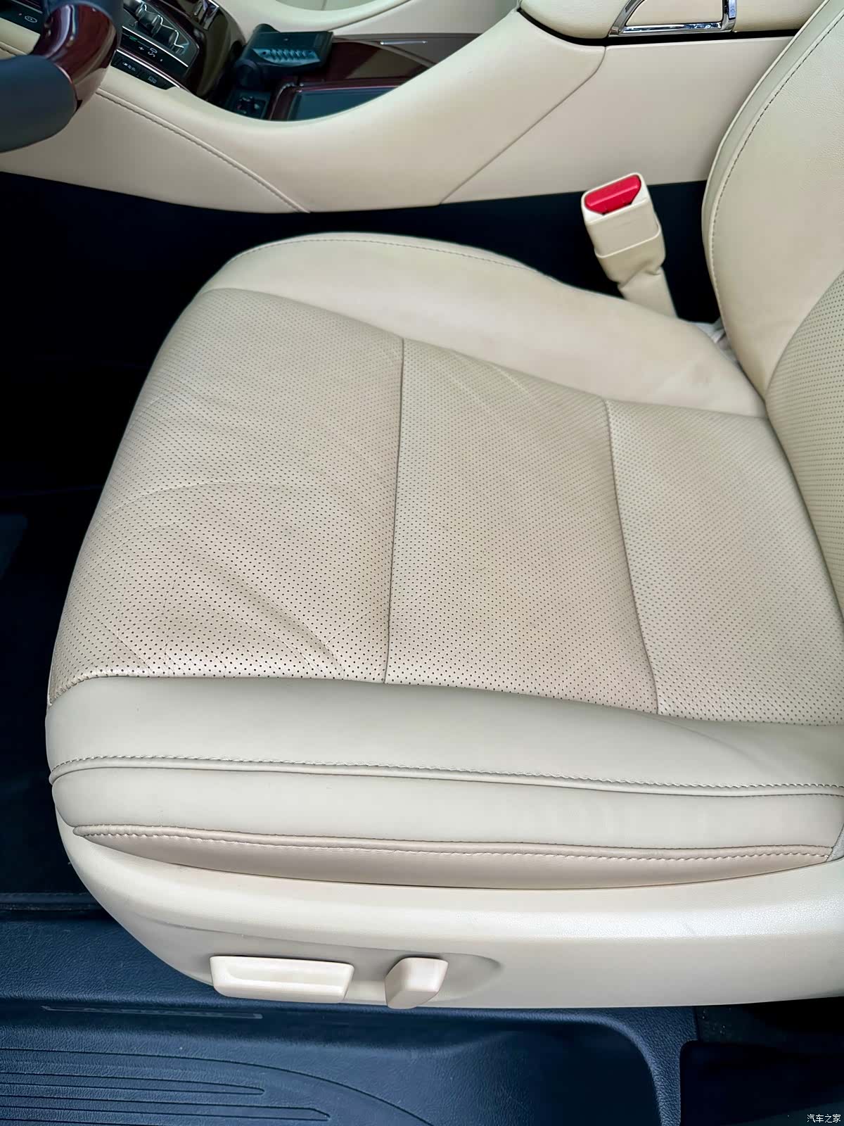 Toyota Alphard, 2016 40