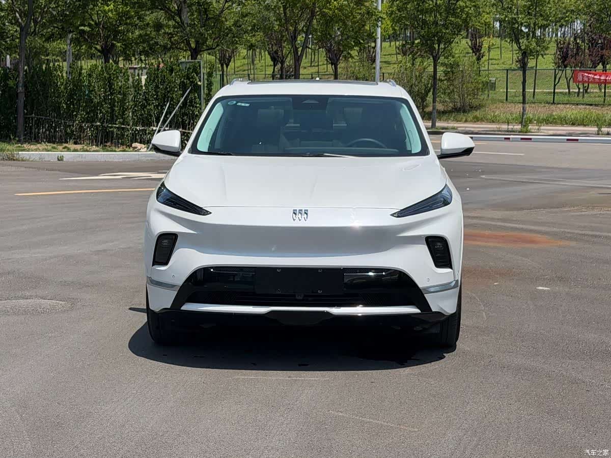 Buick E5, 2025 2