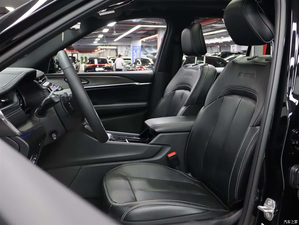 Jeep Grand Cherokee, 2025 8
