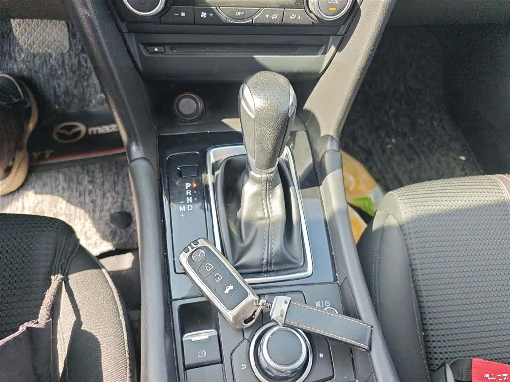 Mazda Mazda3, 2019 14