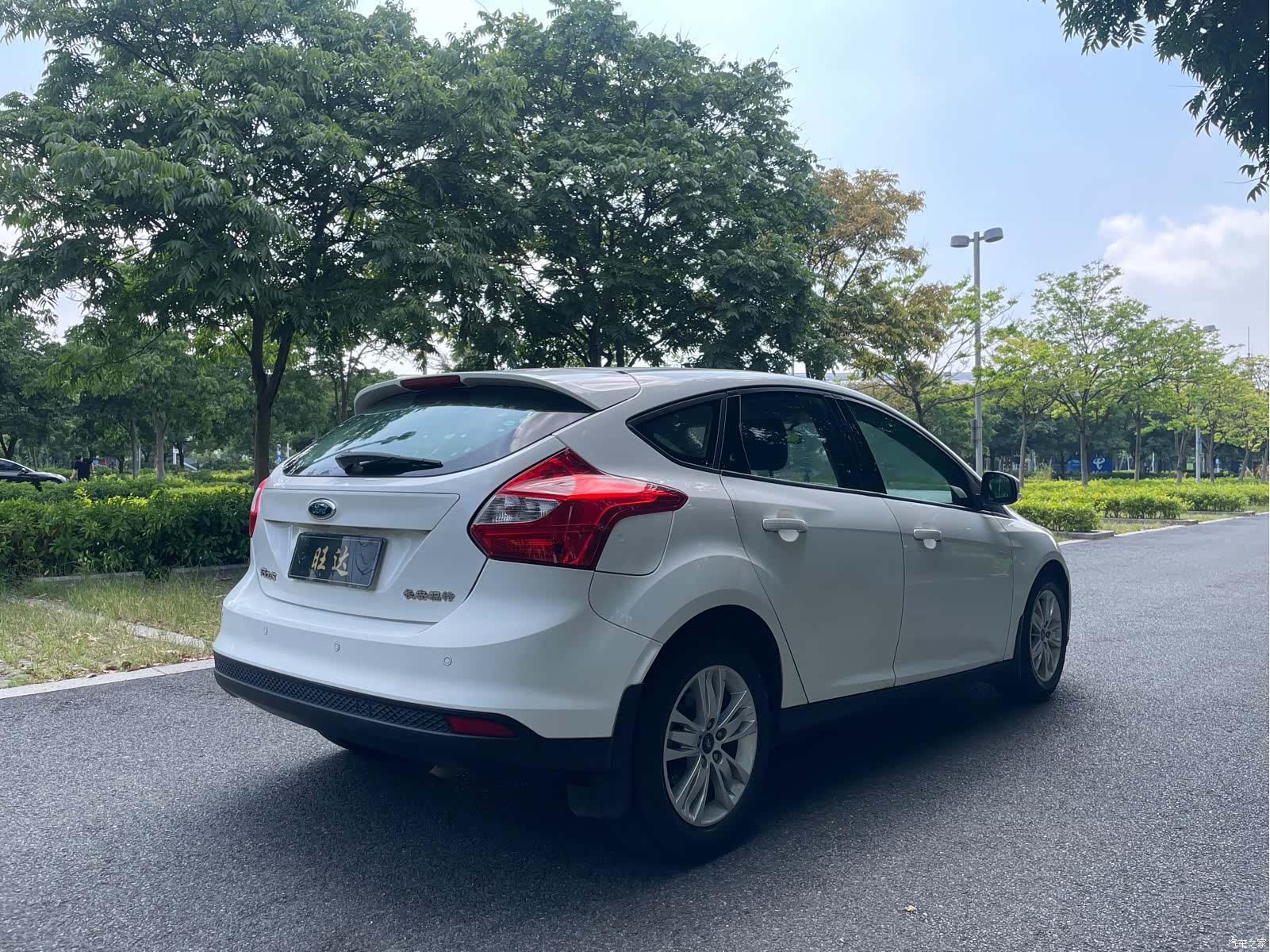 Ford Focus, 2013 7