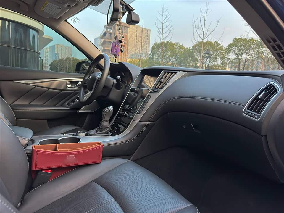 Infiniti Q50L Infiniti Q50L