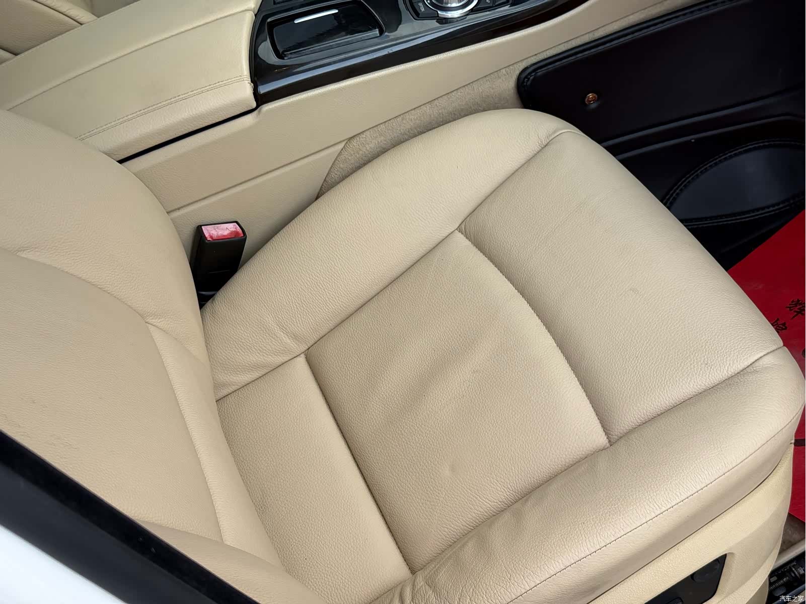 BMW 5 Series, 2012 38