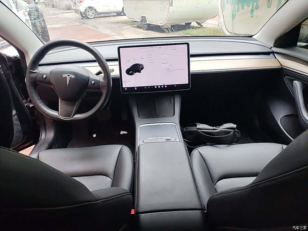 Tesla Model 3, 2021 10