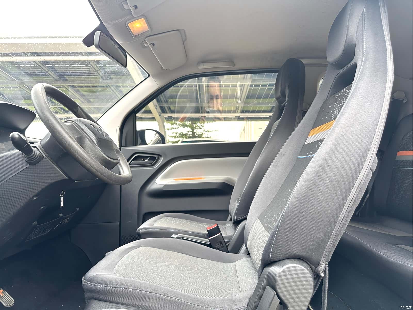 Wuling MINIEV, 2021 11
