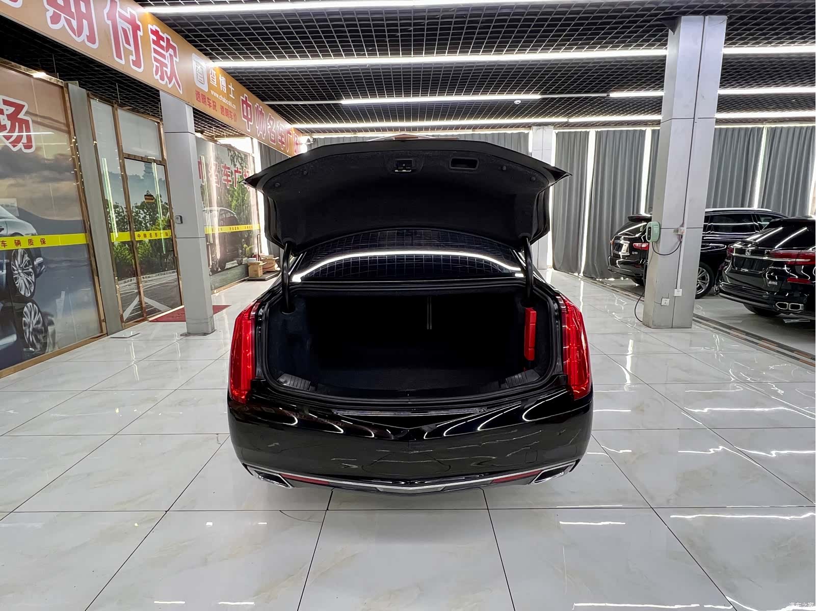 Cadillac XTS, 2017 8