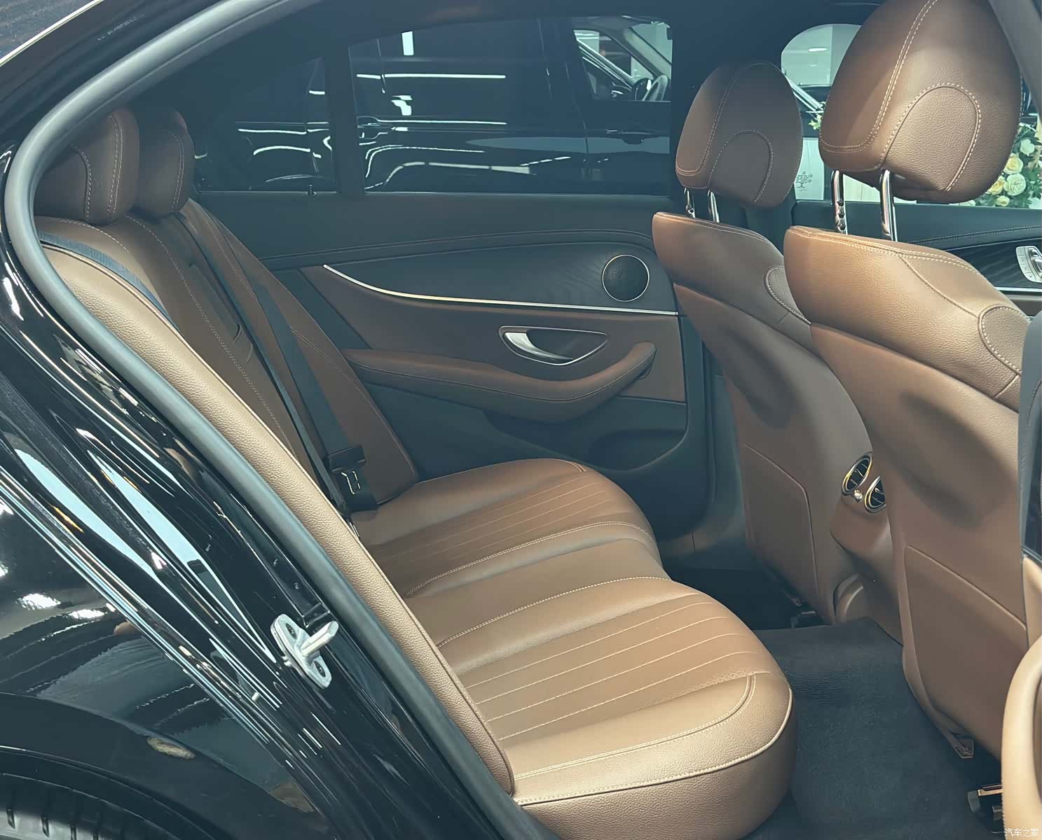 Mercedes-Benz E-Class, 2021 9