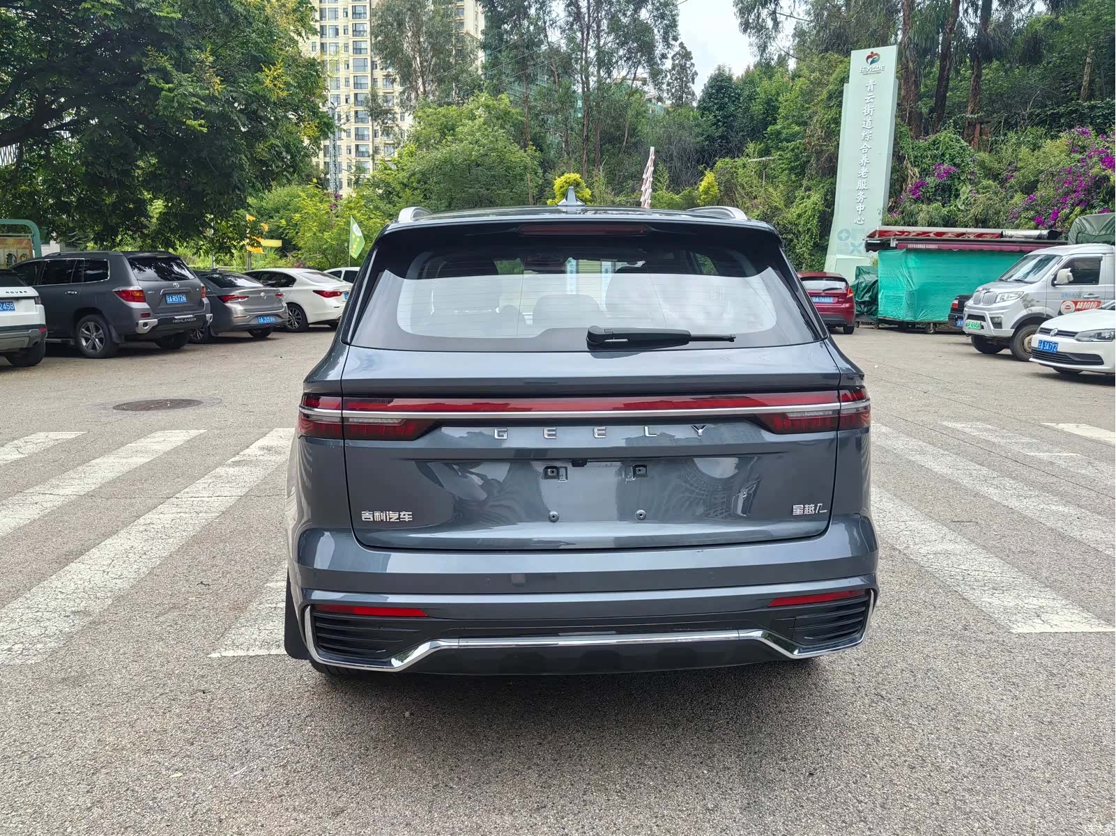 Geely Xingyue L, 2022 8