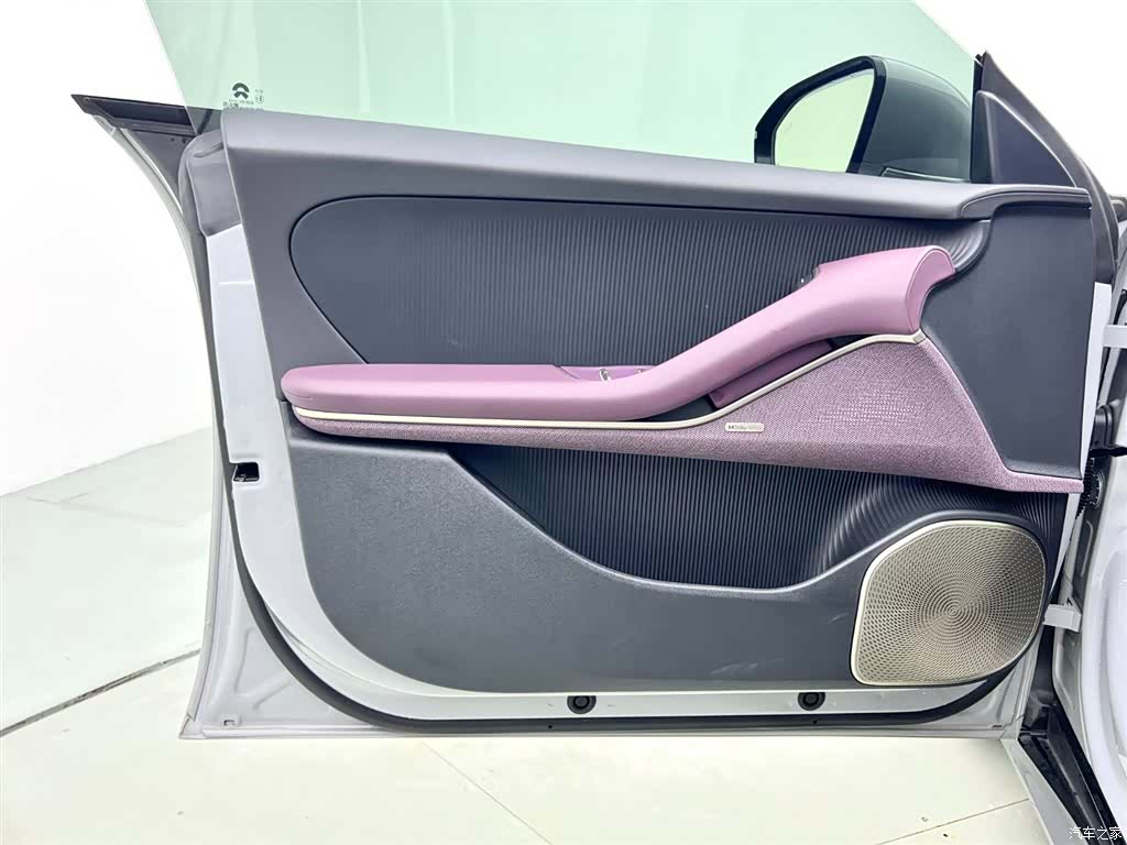 NIO ET5, 2025 12