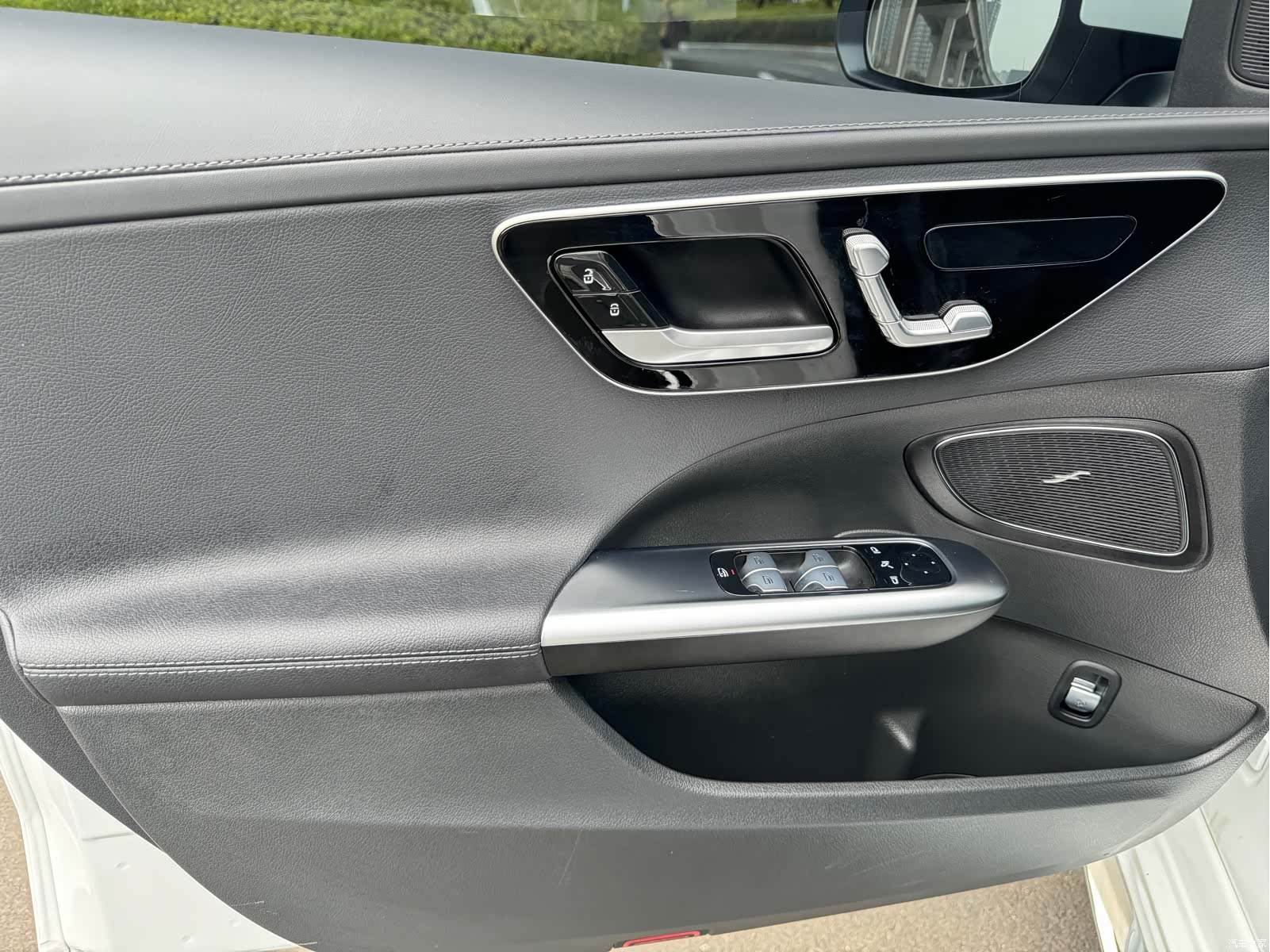 Mercedes-Benz C-Class, 2023 4
