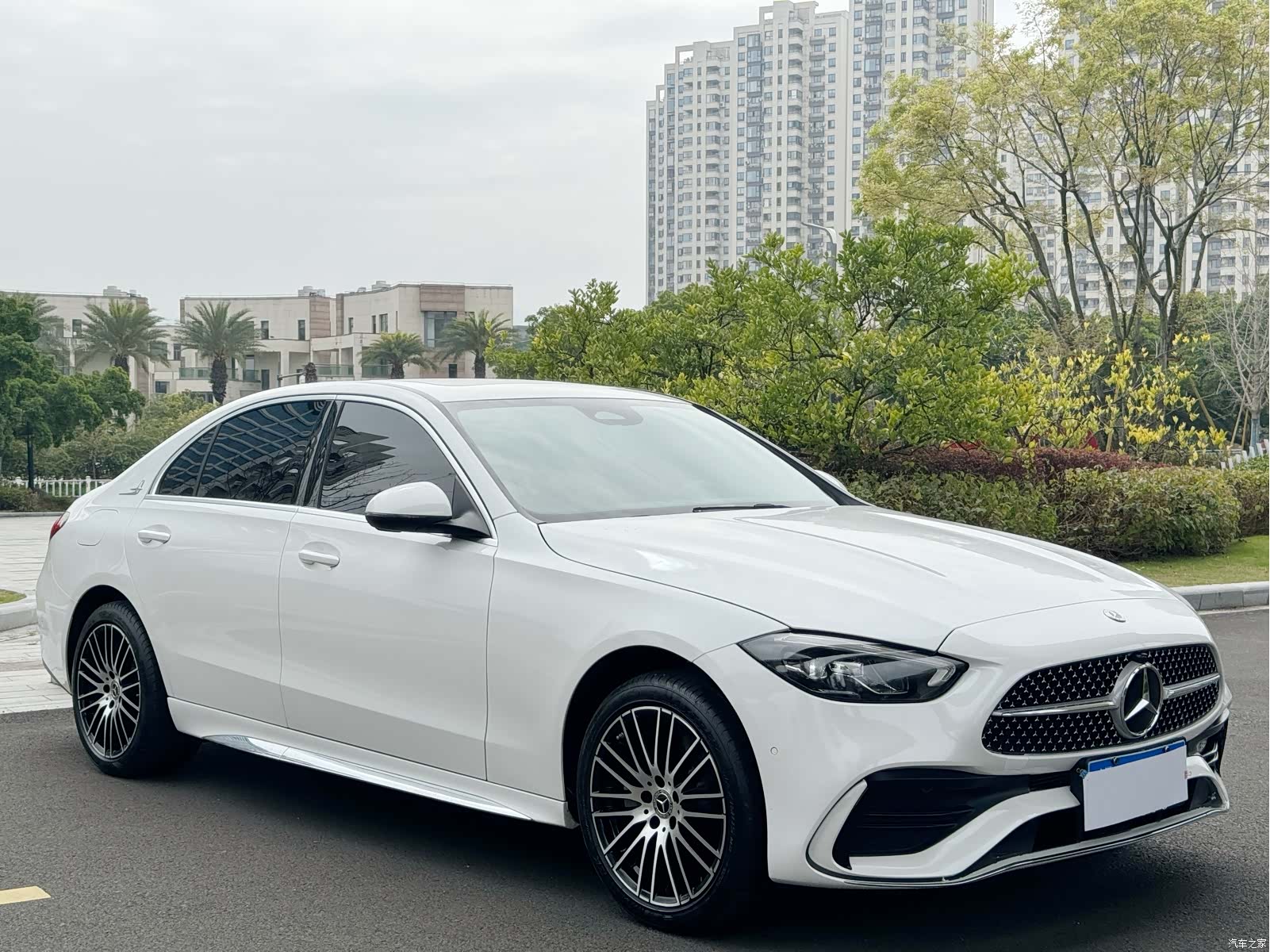 Mercedes-Benz C-Class, 2023 3
