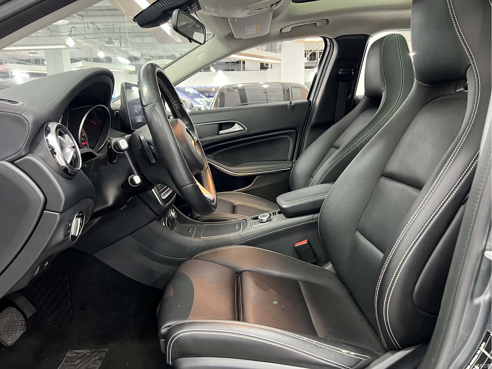 Mercedes-Benz GLA, 2018 10