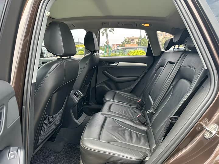 Audi Q5 2015 40 TFSI ji shu xing