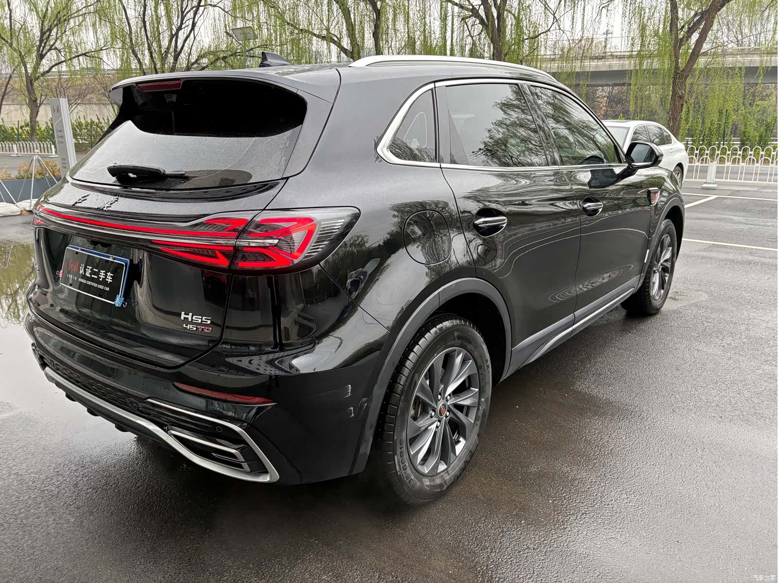 Hongqi HS5, 2025 все фото