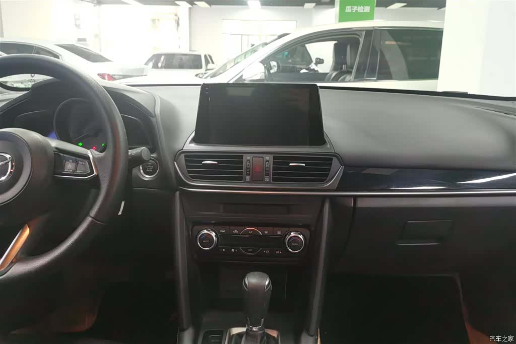 Mazda CX-4, 2021 13