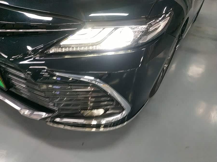 Toyota Camry 2023, фото 19