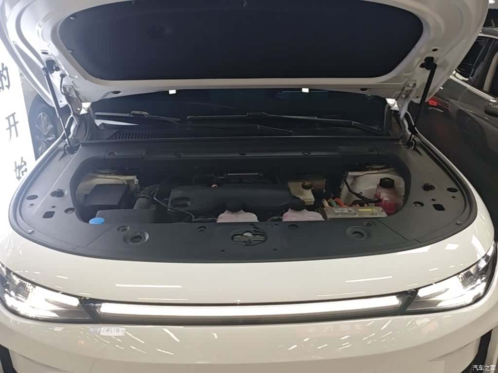 Leapmotor C16, 2025 20
