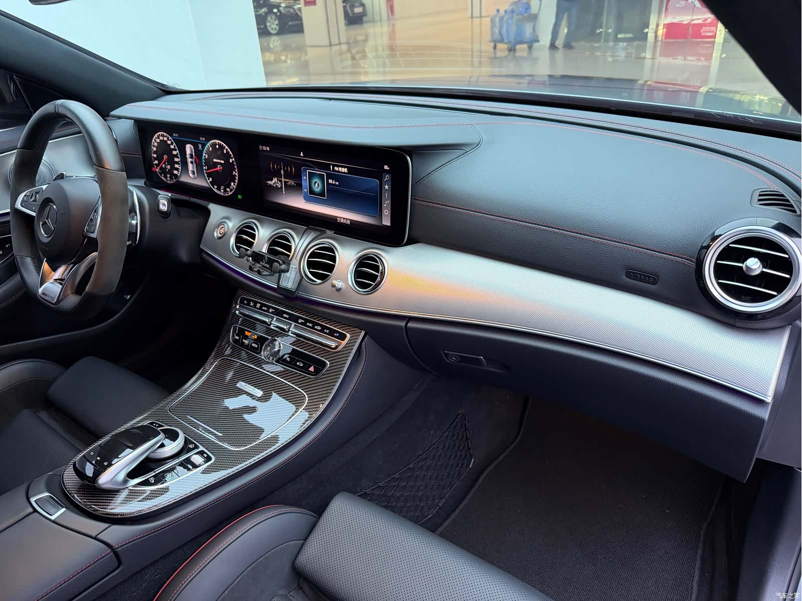 Mercedes-Benz E-Class, 2018 10