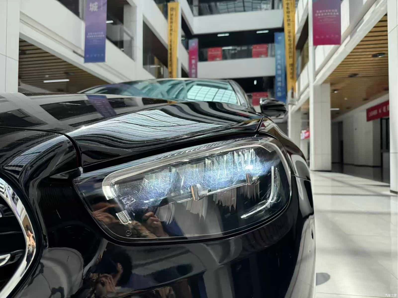 Mercedes-Benz E-Class, 2023 25