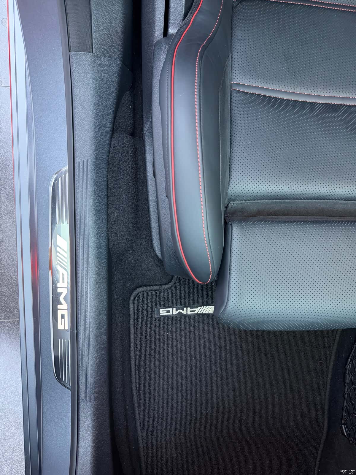 Mercedes-Benz E-Class, 2018 11