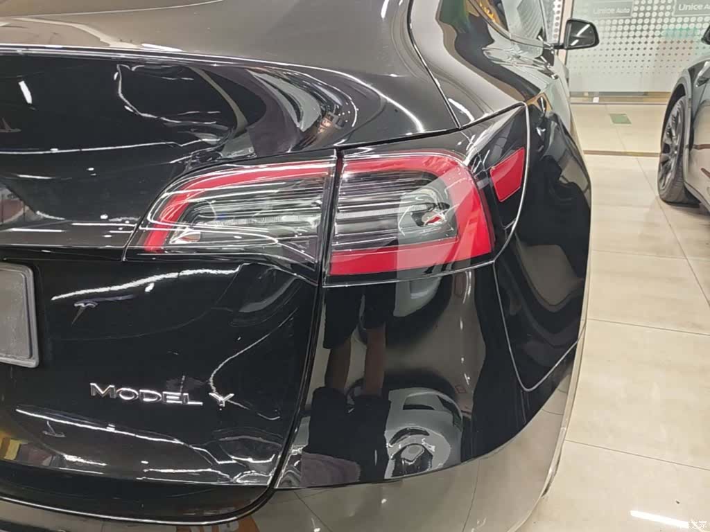 Tesla Model Y, 2022 8