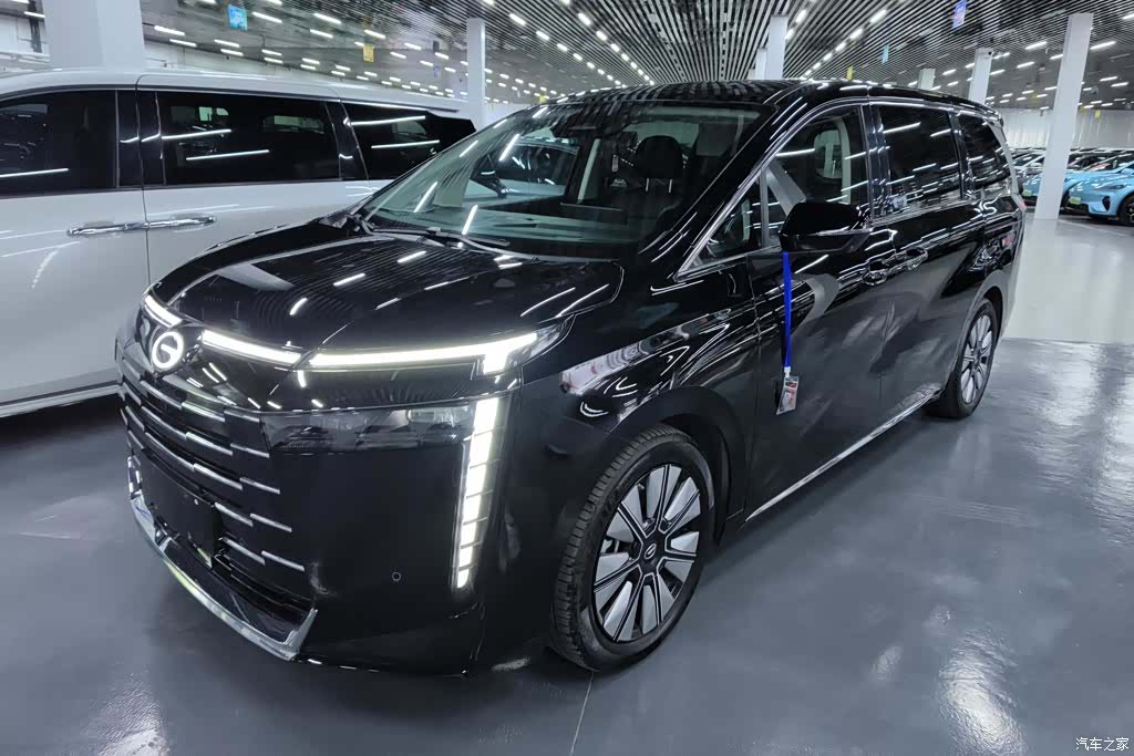 Trumpchi E8, 2024 1