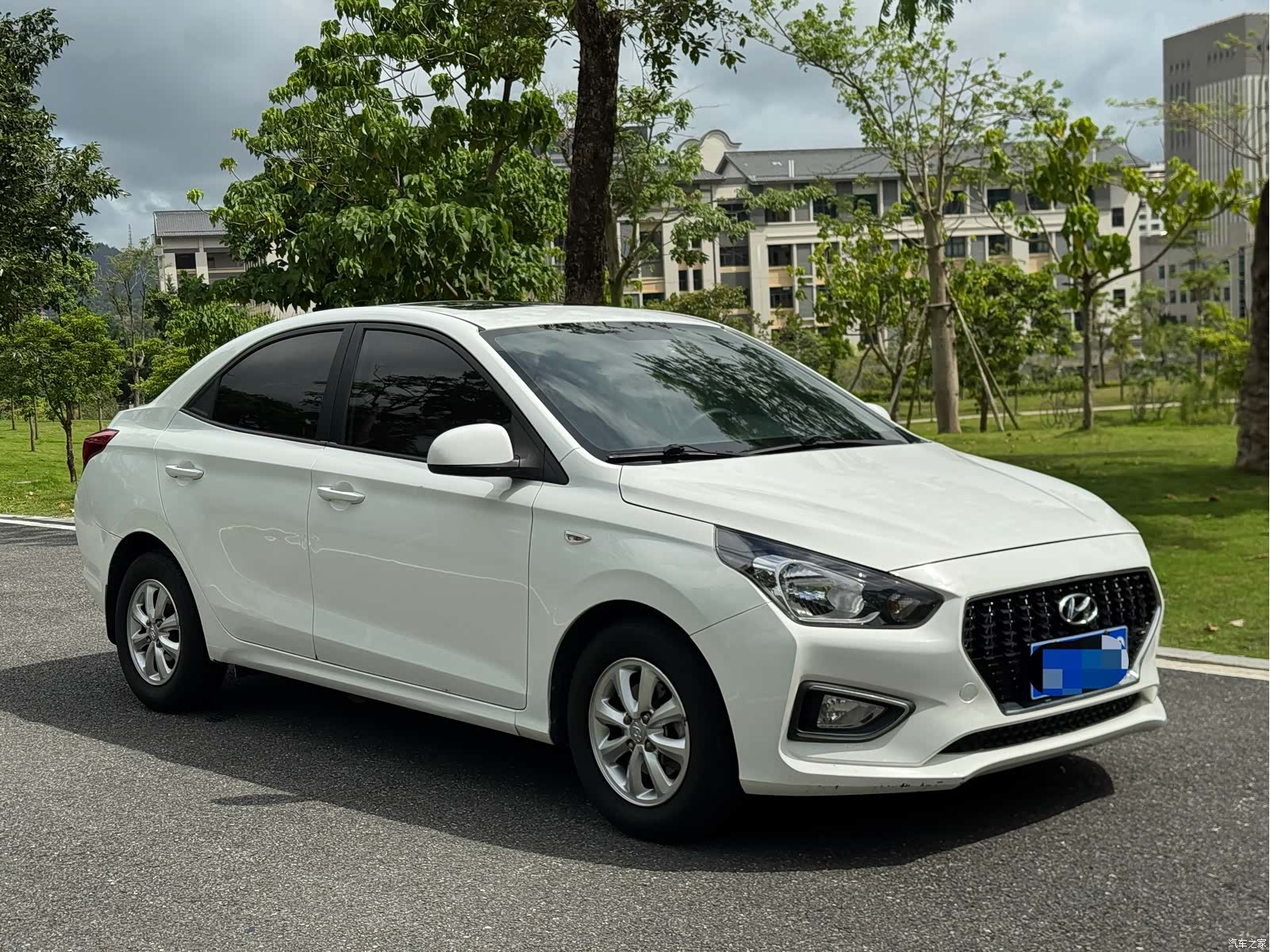 Hyundai V, 2017 3