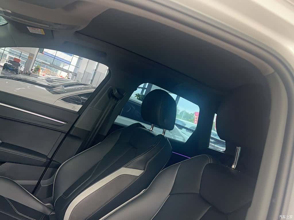 Audi Q3, 2024 12