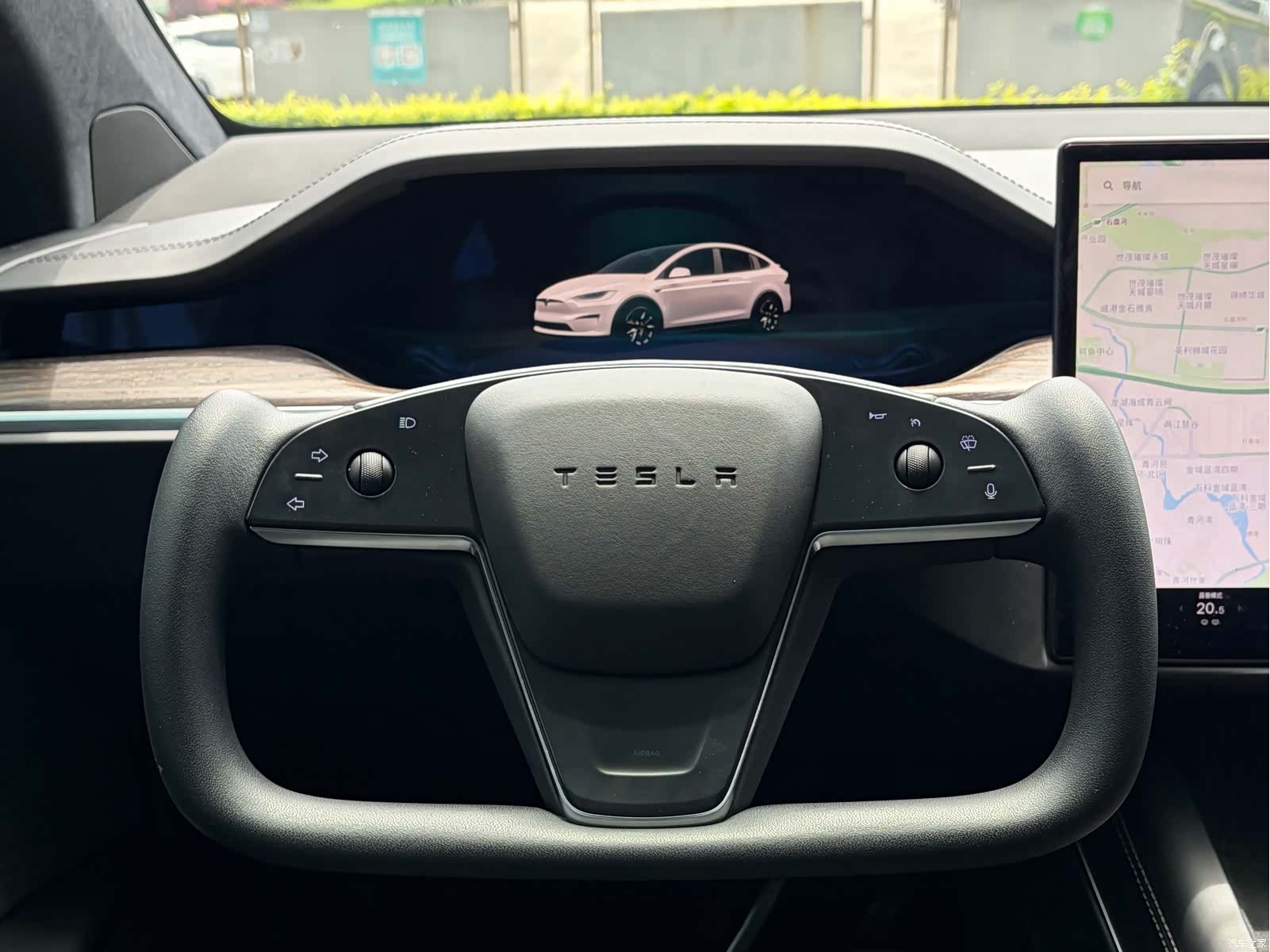 Tesla Model X, 2023 21