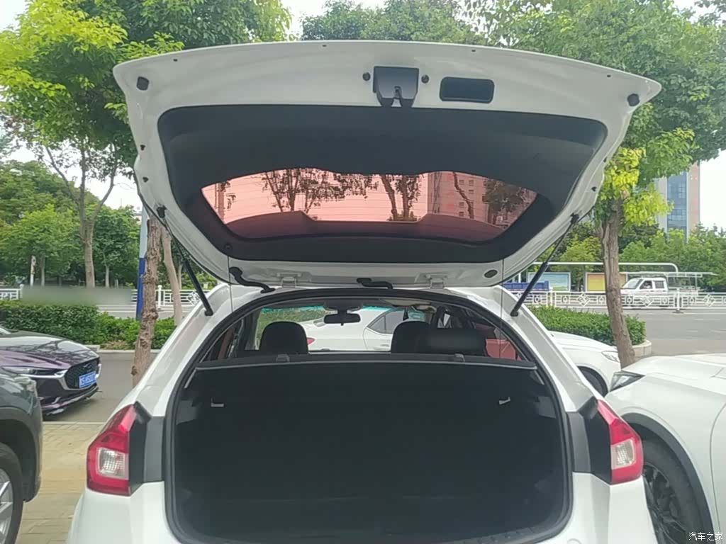 Geely X3, 2018 19