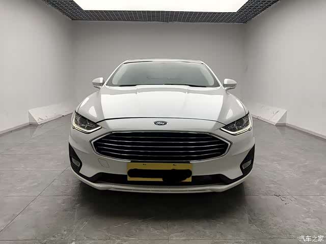 Ford Mondeo, 2020 3