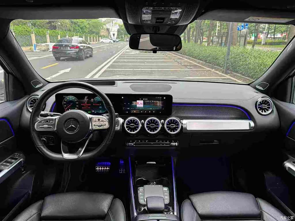Mercedes-Benz EQB, 2022 7