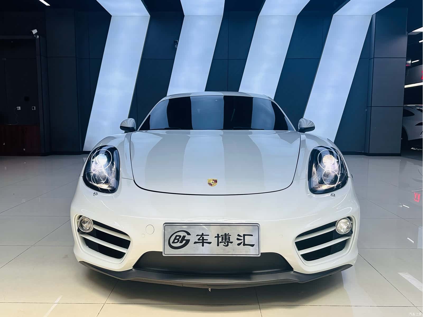 Porsche Cayman, 2017 2