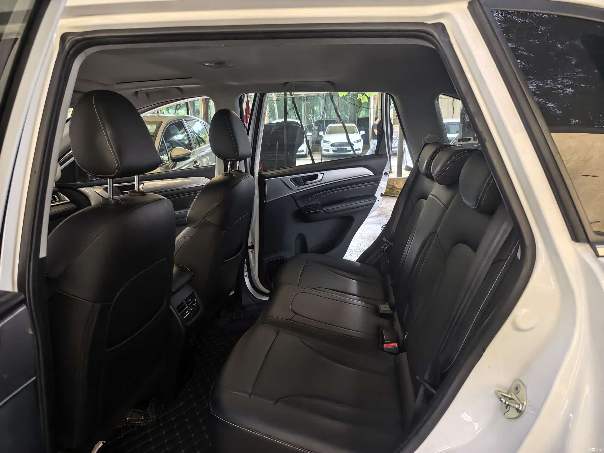 Haval M6, 2023 все фото