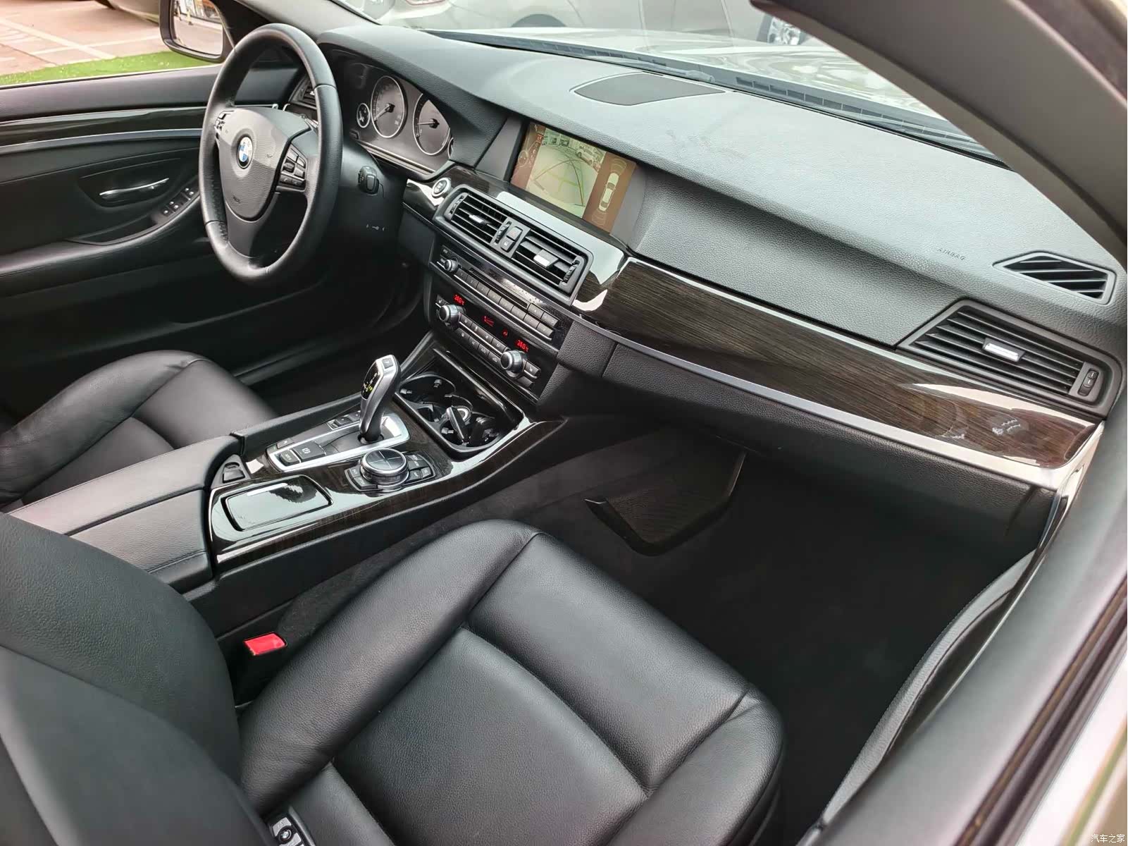 BMW 5 Series, 2012 14