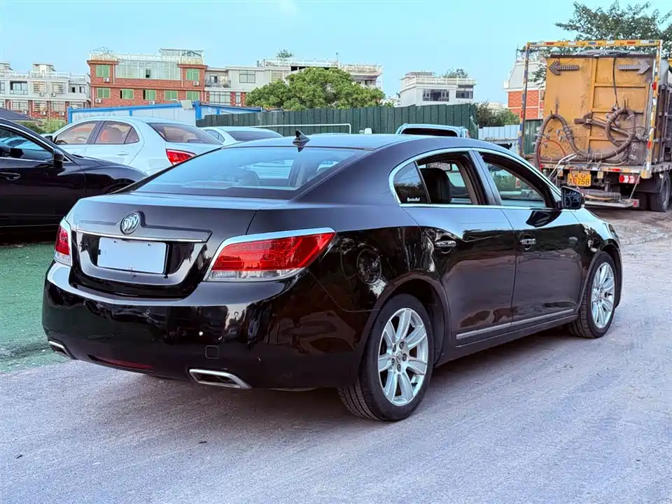 Buick Lacrosse