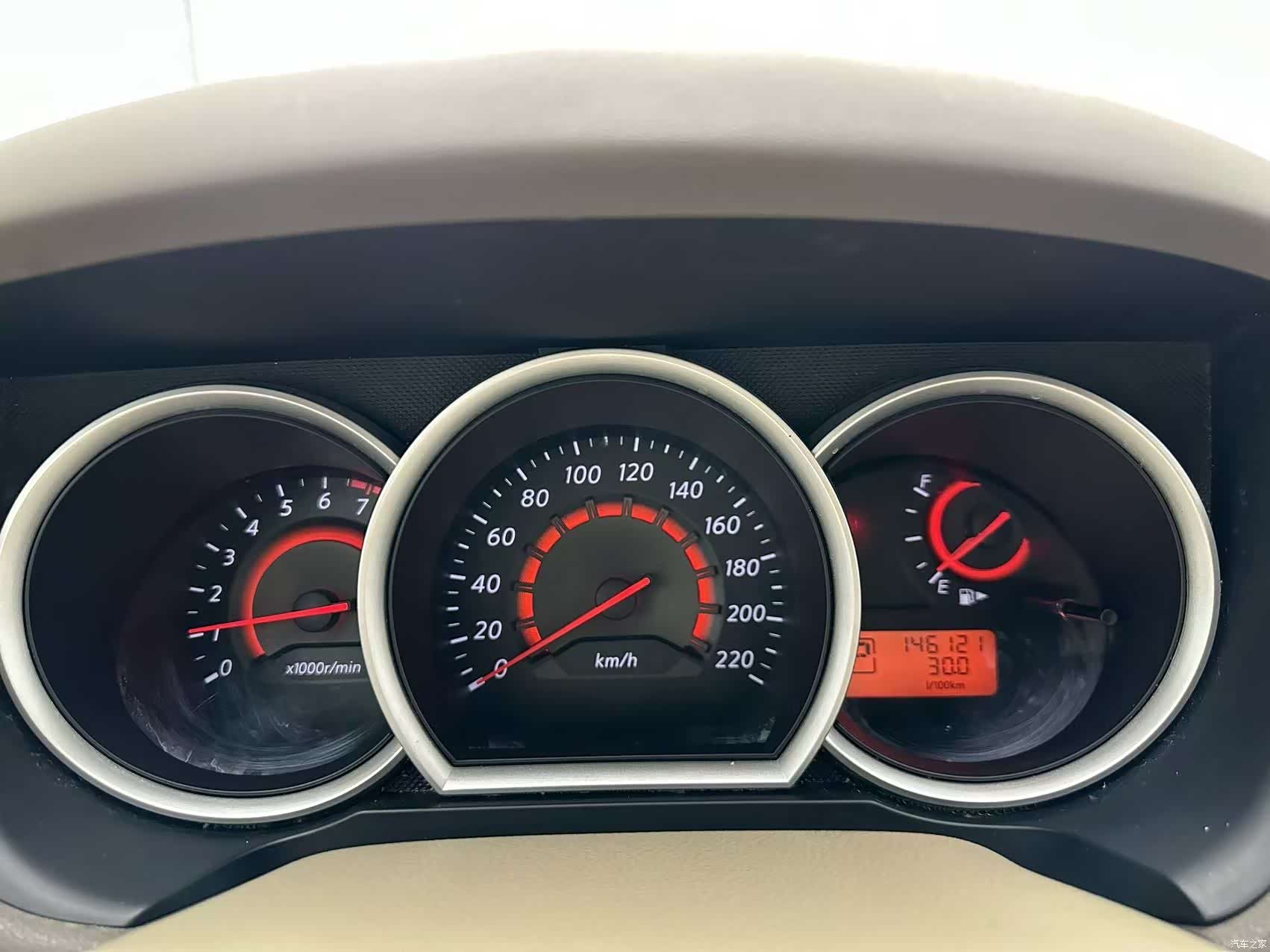 Nissan Sylphy, 2012 6