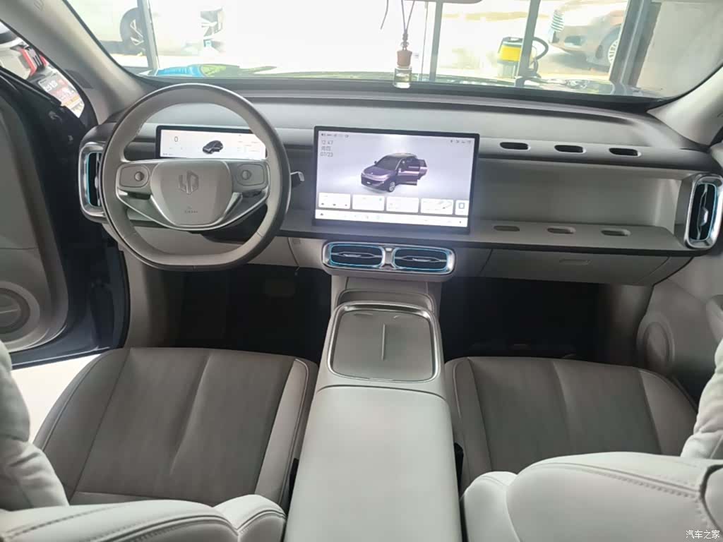 Leapmotor B10, 2025 10