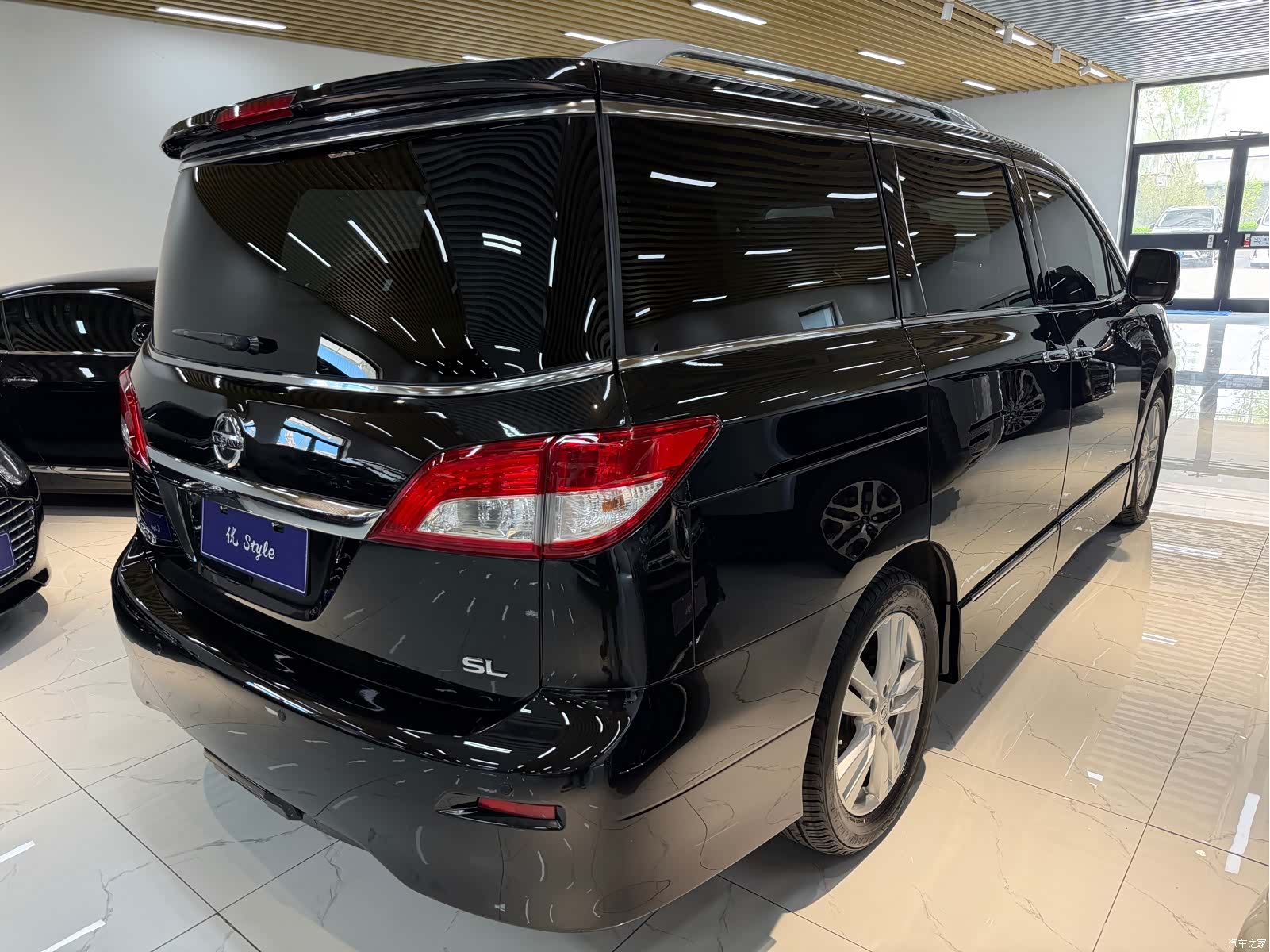 Nissan SL, 2016 3