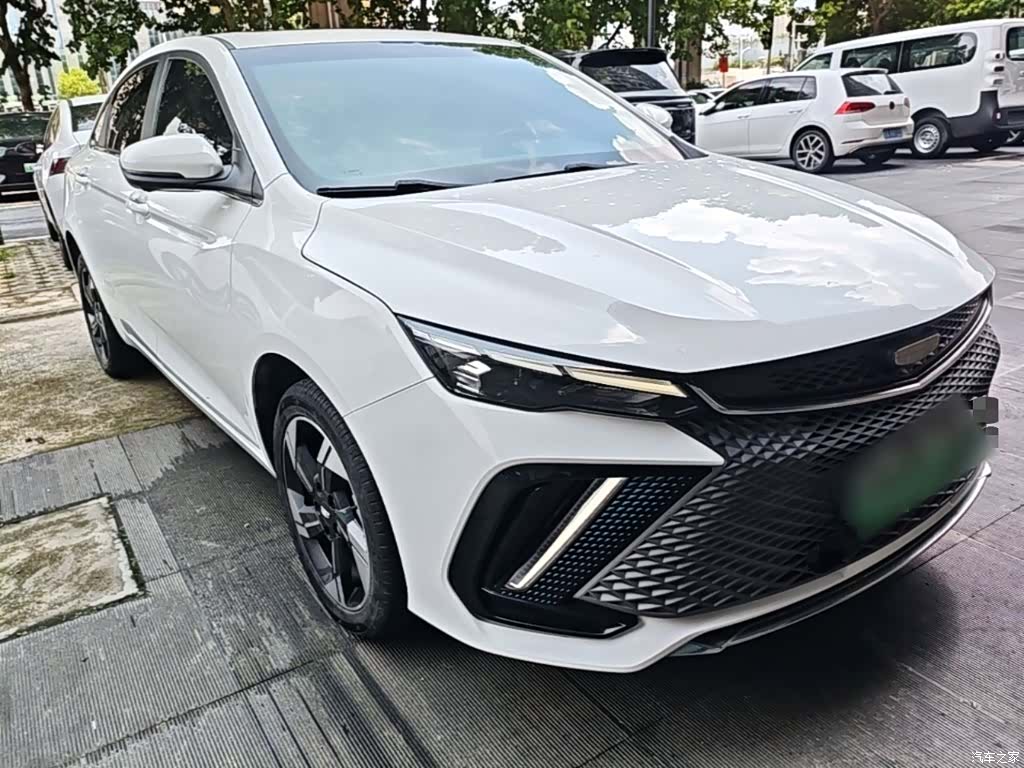 Geely Emgrand, 2022 4
