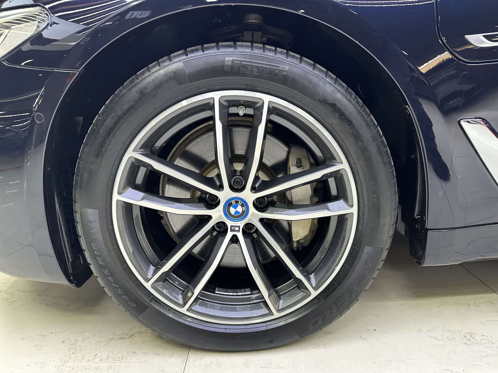 BMW 5 Series, 2022 11