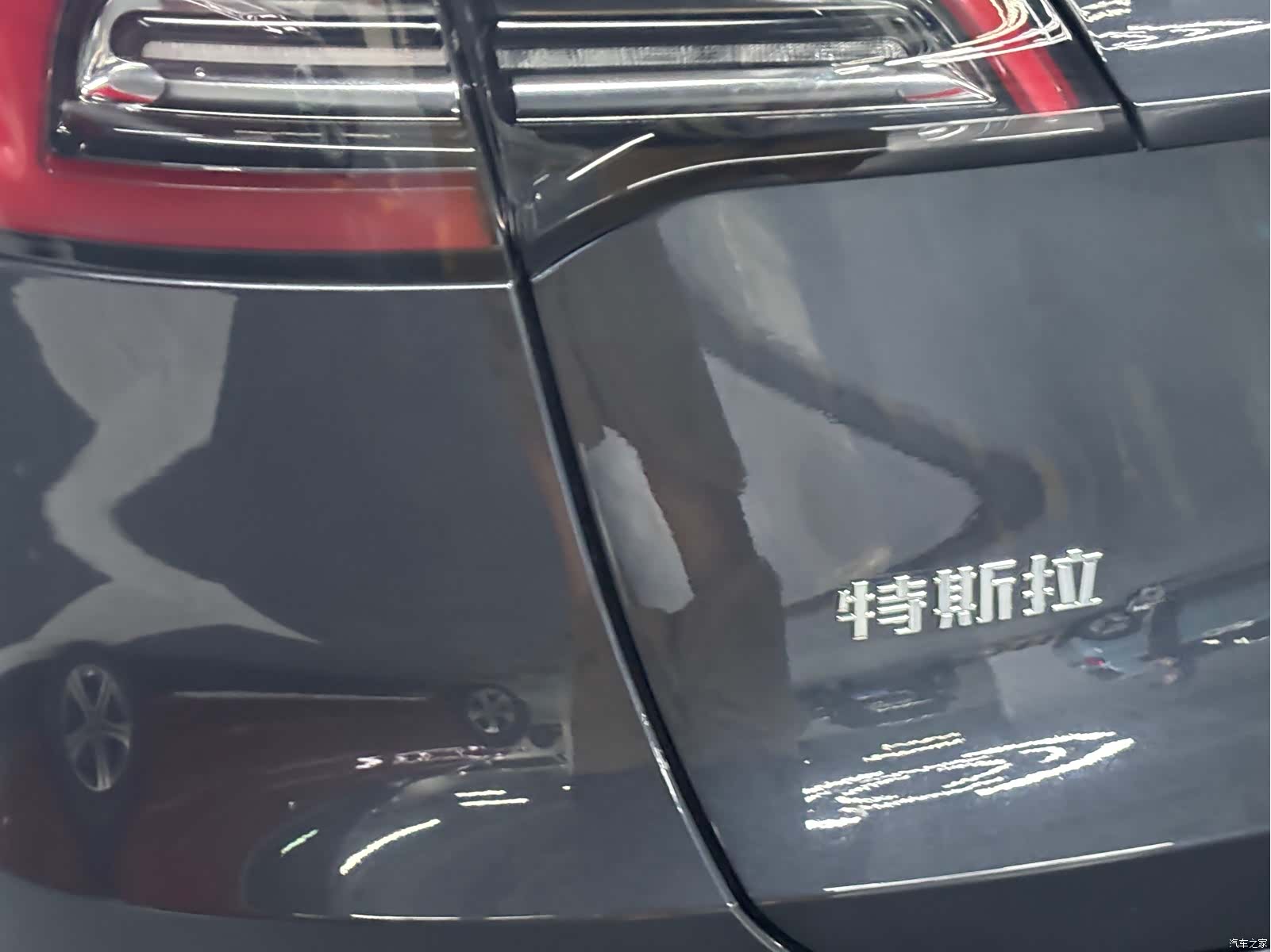 Tesla Model Y, 2024 16