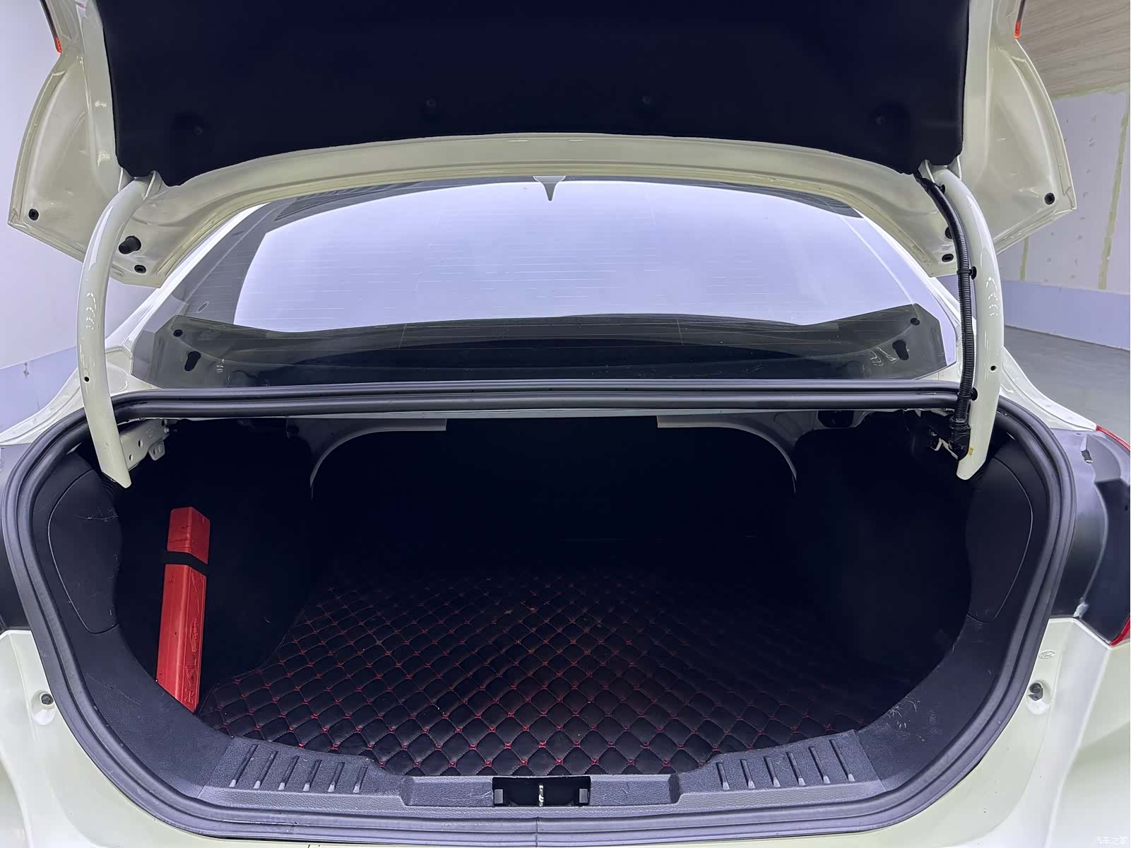 Ford Focus, 2017 13