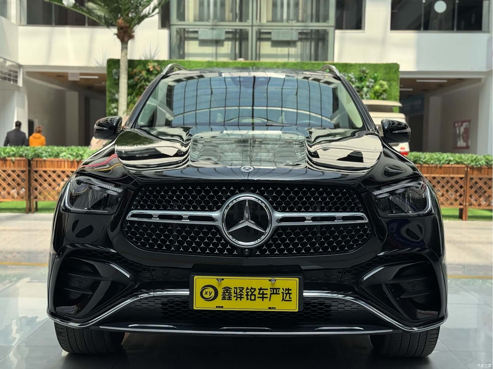 Mercedes-Benz GLE, 2024 2
