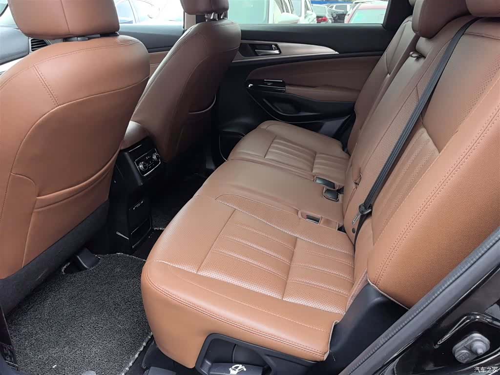 Changan CS95, 2017 17