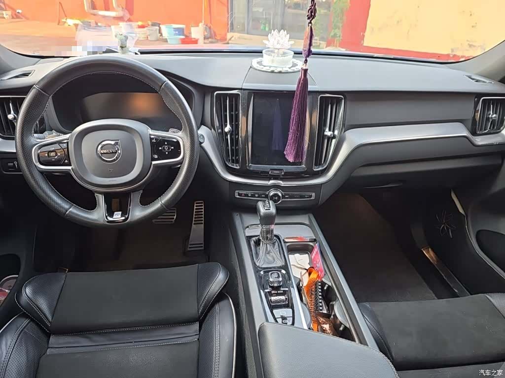 Volvo XC60, 2018 13